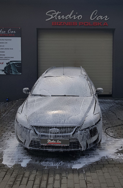 Ford Mondeo - Kompleksowe mycie pojazdu Ford Mondeo - Kompleksowe mycie pojazdu